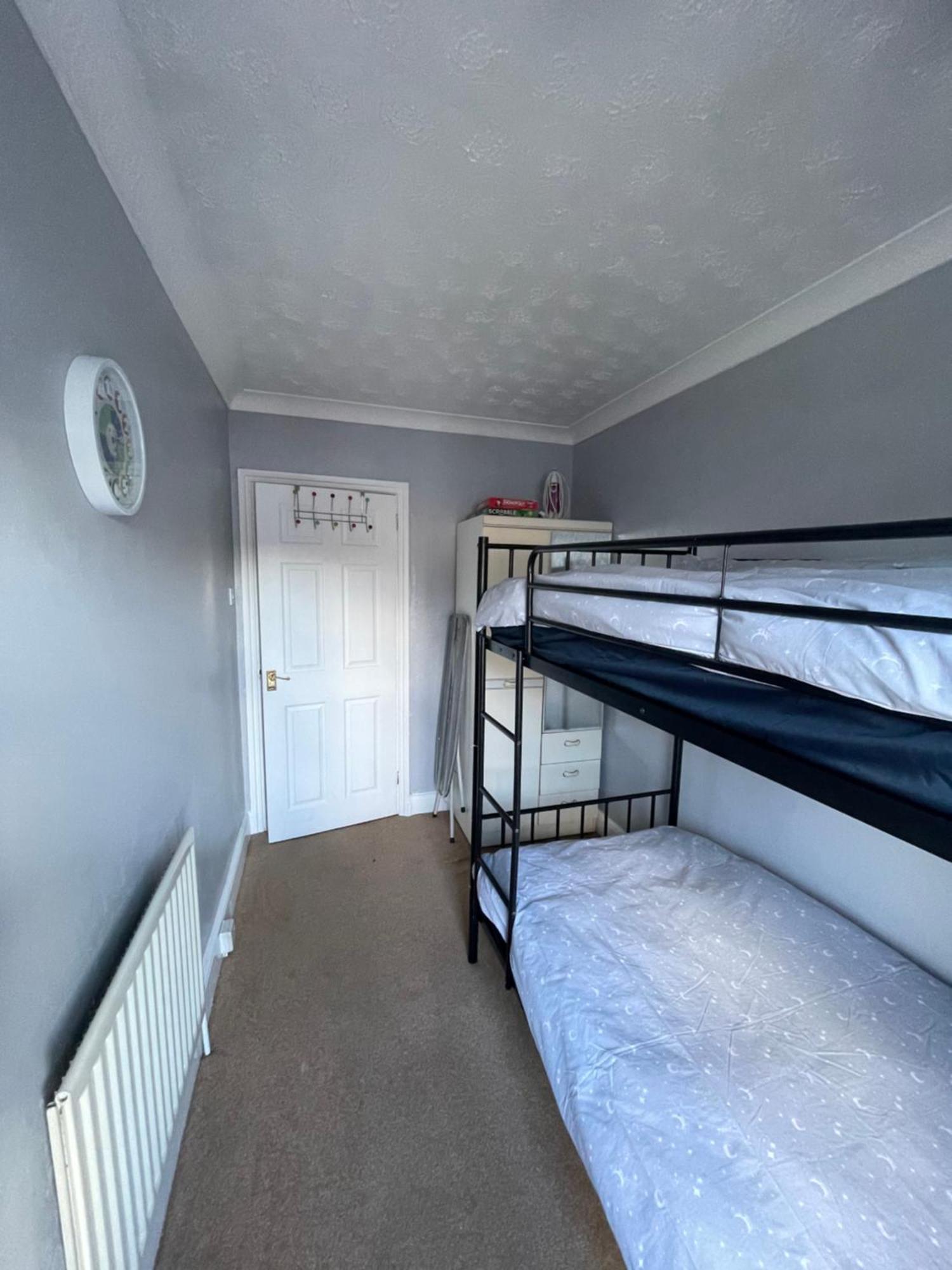 Apartment March-2bed - Family Friendly - Pet Friendly *