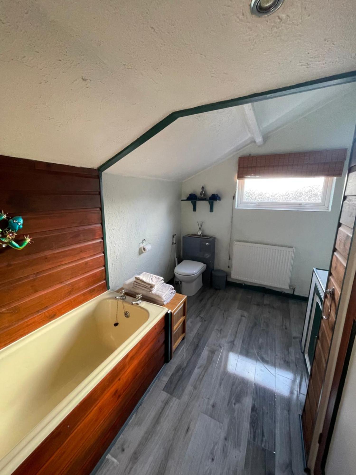 Apartment March-2bed - Family Friendly - Pet Friendly March